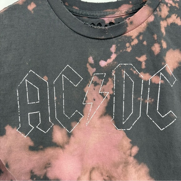 ACDC Custom Bleach Splatter Short Sleeve Shirt Size Small Distressed - Picture 9 of 9
